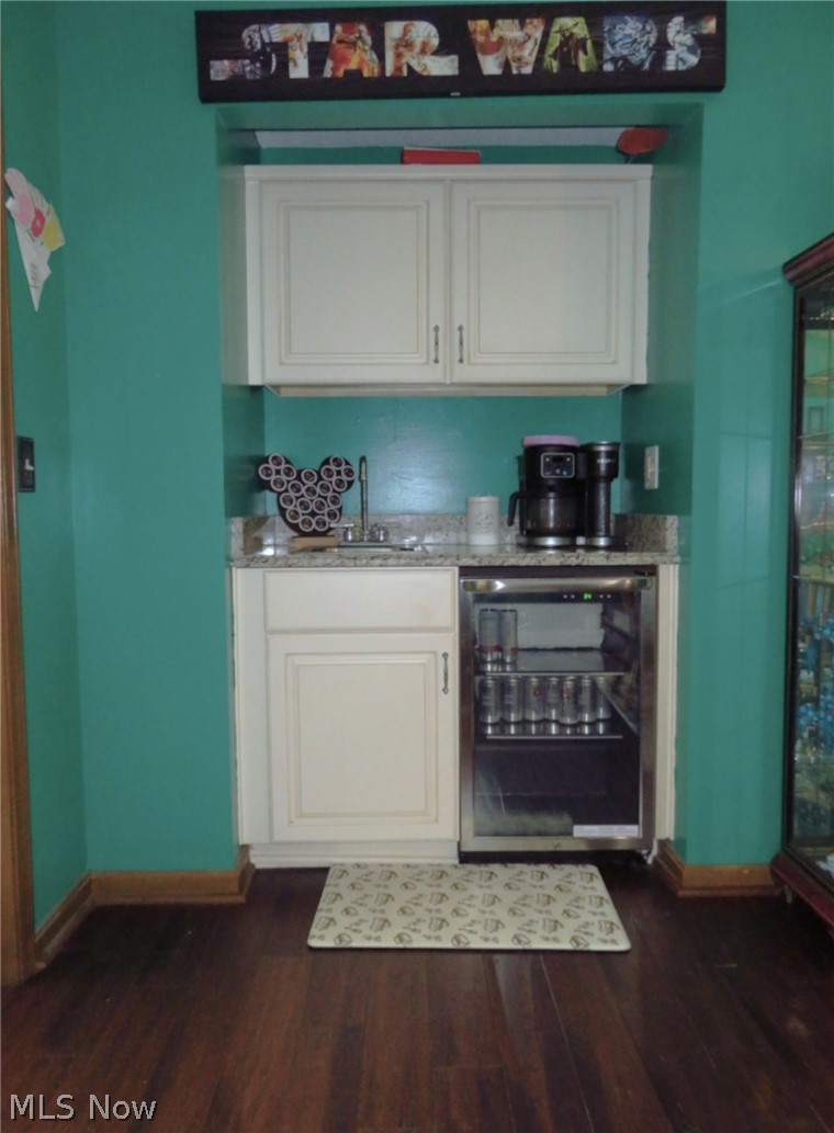 318 Hendrix Boulevard Lagrange OH 44050