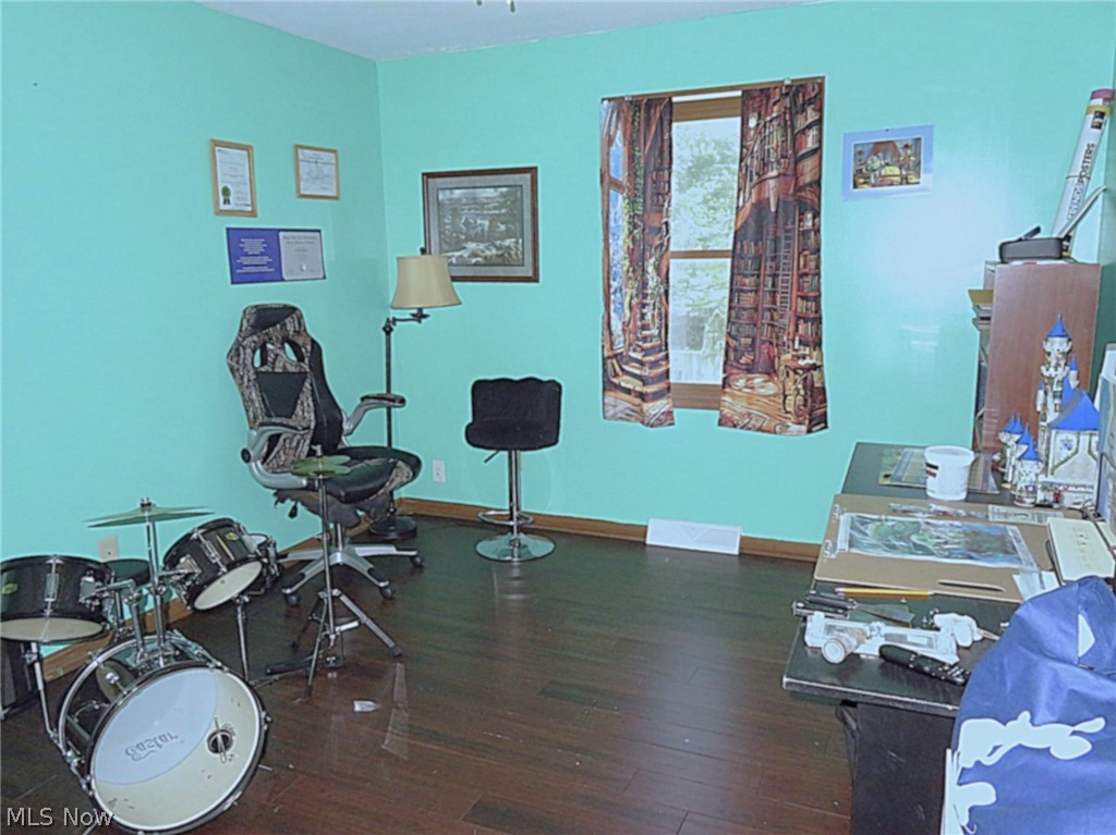 318 Hendrix Boulevard Lagrange OH 44050