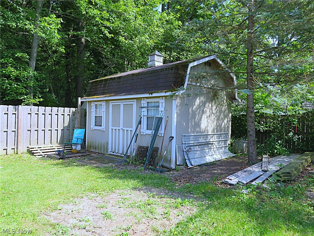 318 Hendrix Boulevard Lagrange OH 44050