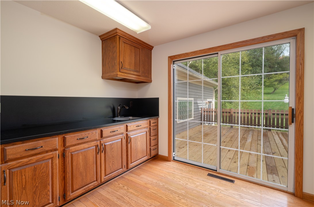 552 Springwood Circle SW New Philadelphia OH 44663