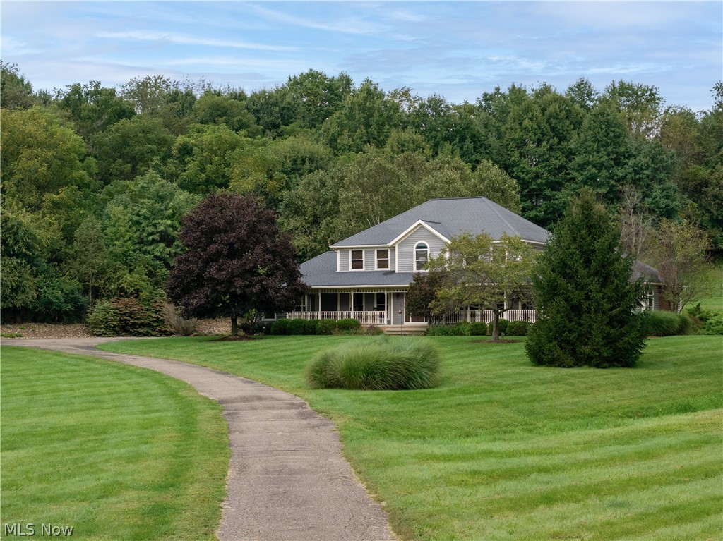552 Springwood Circle SW New Philadelphia OH 44663