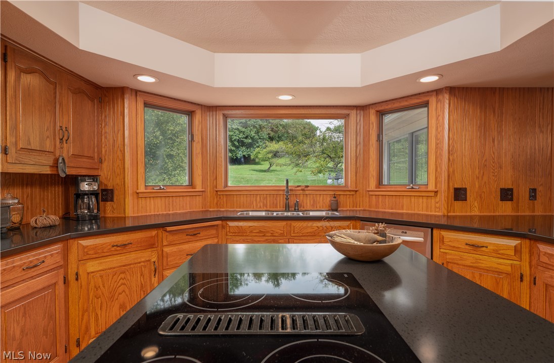 552 Springwood Circle SW New Philadelphia OH 44663
