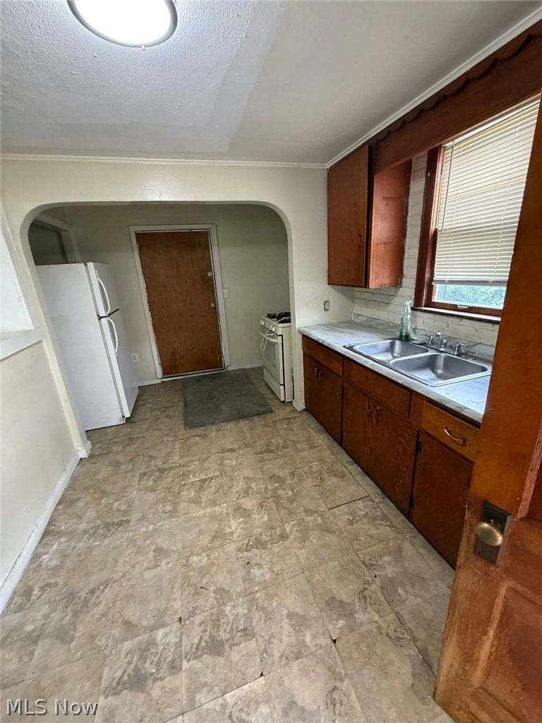 1485 E 172nd Street Cleveland OH 44110