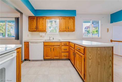 4134 Sarasota Drive Parma OH 44134