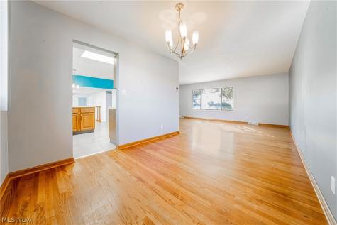 4134 Sarasota Drive Parma OH 44134