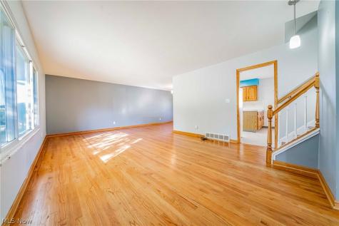 4134 Sarasota Drive Parma OH 44134