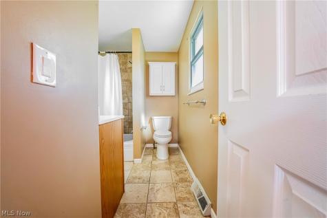 4134 Sarasota Drive Parma OH 44134