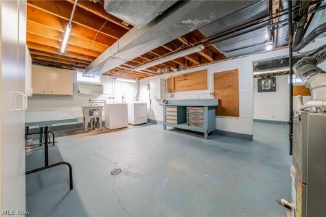 4134 Sarasota Drive Parma OH 44134