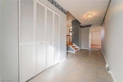 4134 Sarasota Drive Parma OH 44134