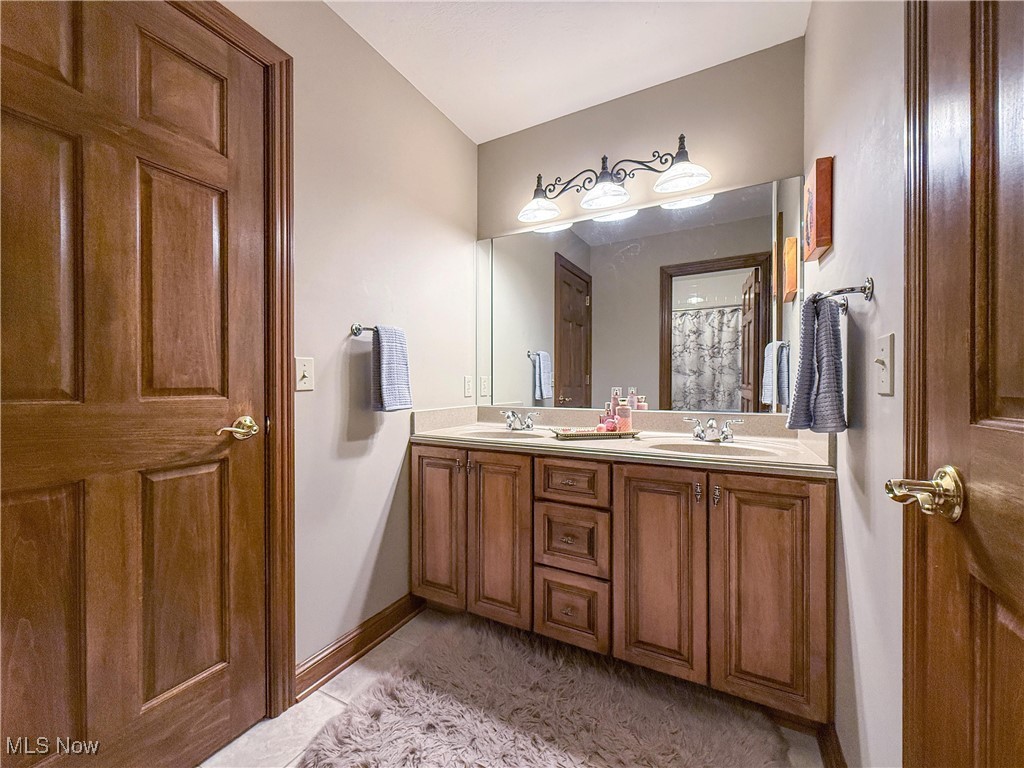 6220 Williams Drive Broadview Heights OH 44147