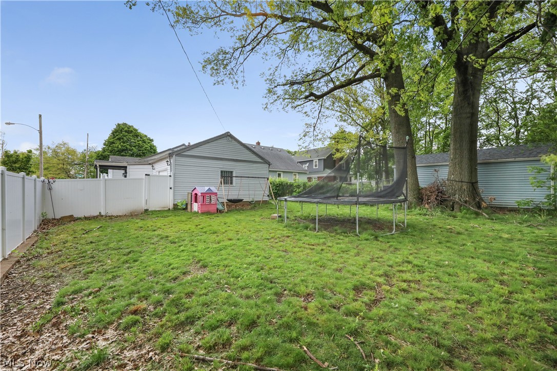 1043 Slosson Street Akron OH 44320