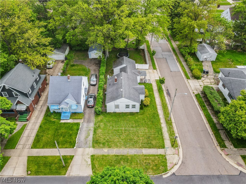 1043 Slosson Street Akron OH 44320