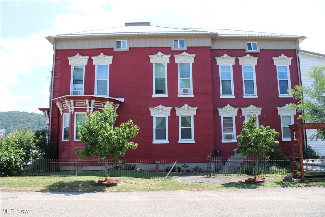 111 Main Street Clarington OH 43915