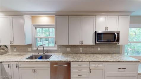 2082 Willowdale Drive Stow OH 44224