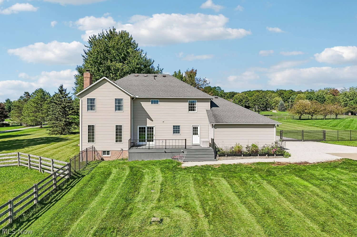1430 Snowberry Lane Medina OH 44256