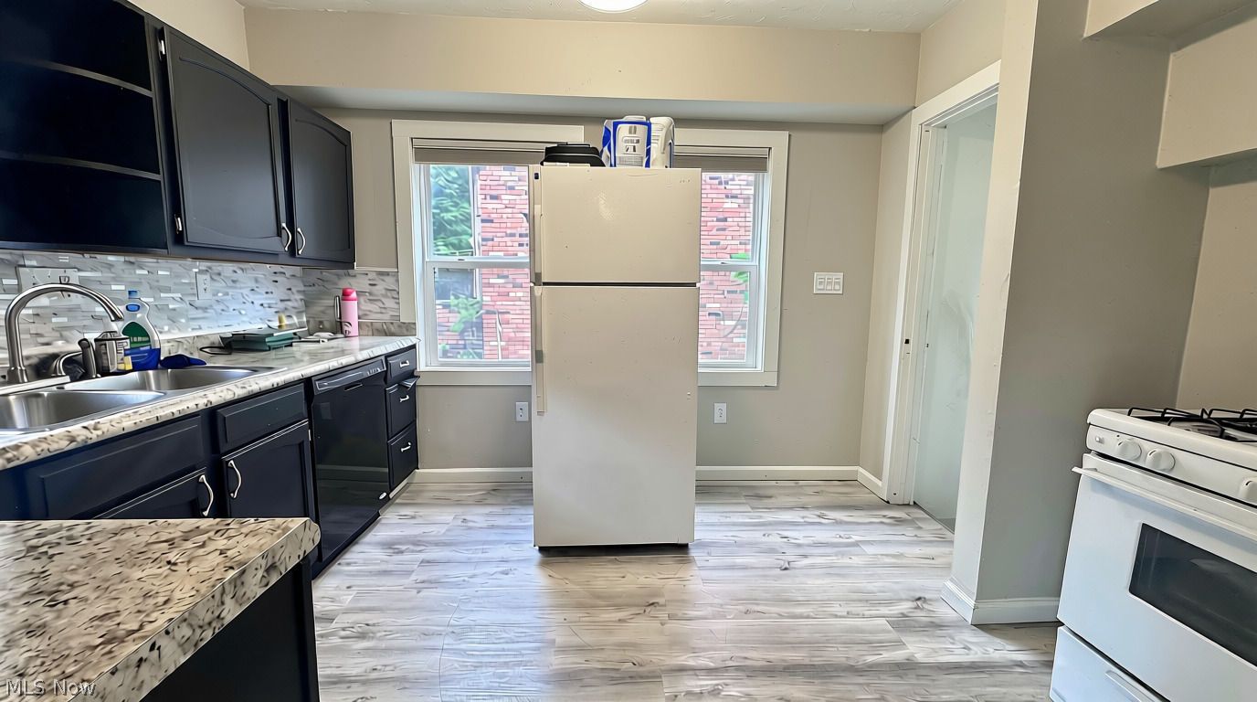 3273 W 86th Street Cleveland OH 44102