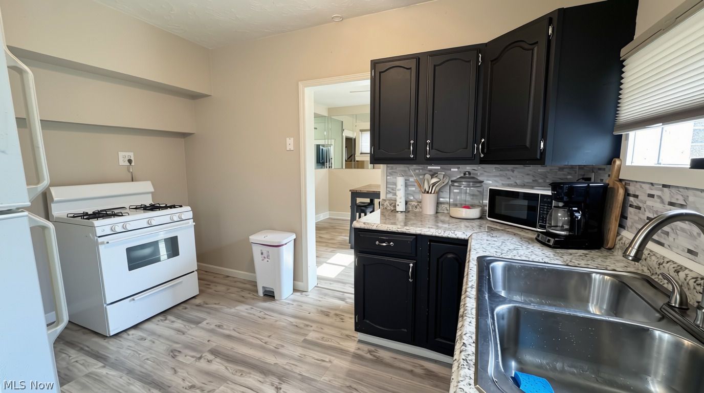 3273 W 86th Street Cleveland OH 44102