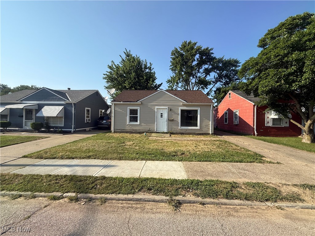 12620 Grimsby Avenue Cleveland OH 44135