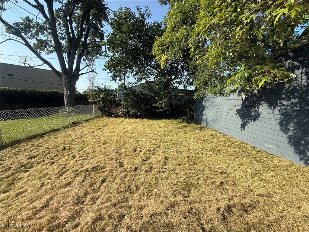 12620 Grimsby Avenue Cleveland OH 44135