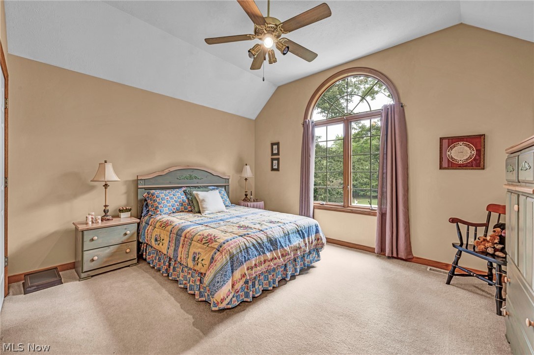 9198 Regency Woods Drive Kirtland OH 44094