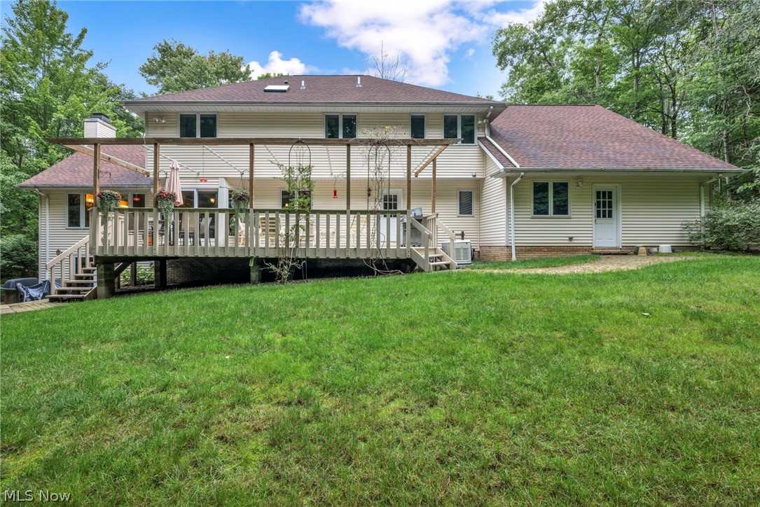9198 Regency Woods Drive Kirtland OH 44094