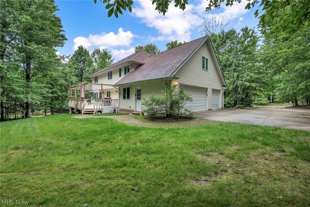 9198 Regency Woods Drive Kirtland OH 44094