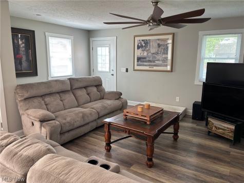 921 6th Street SW Massillon OH 44647