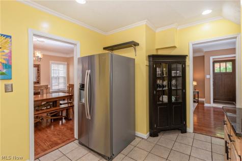 3718 Latimore Road Shaker Heights OH 44122