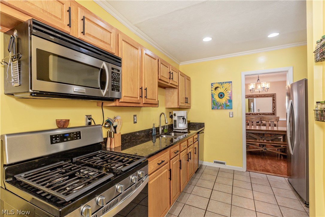 3718 Latimore Road Shaker Heights OH 44122