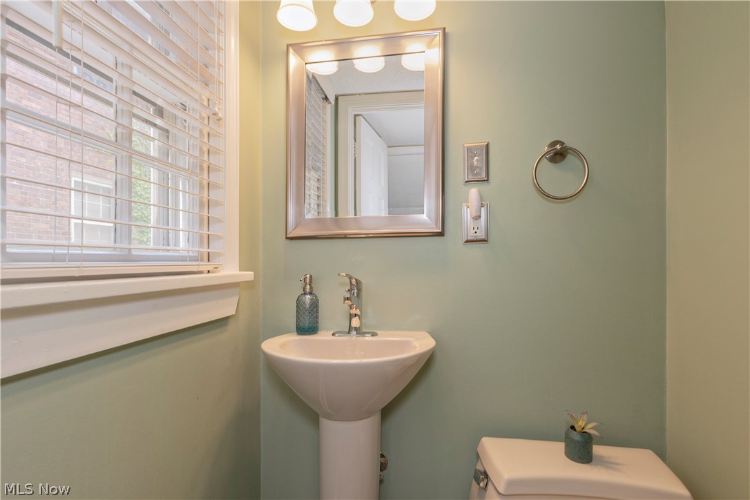 3718 Latimore Road Shaker Heights OH 44122