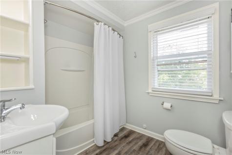3718 Latimore Road Shaker Heights OH 44122