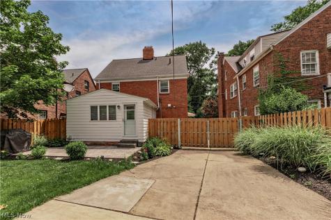 3718 Latimore Road Shaker Heights OH 44122