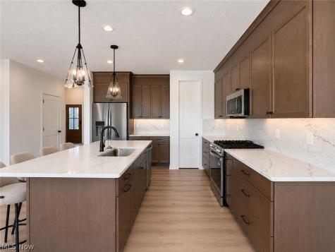 448 Bordeaux Boulevard Broadview Heights OH 44147