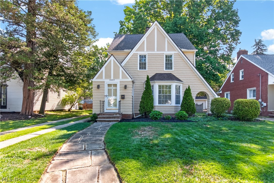 2649 Lakeview Avenue Rocky River OH 44116