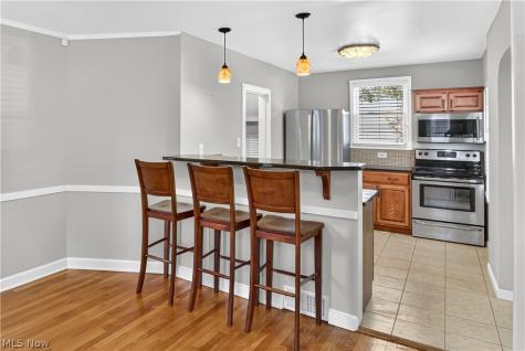 2649 Lakeview Avenue Rocky River OH 44116