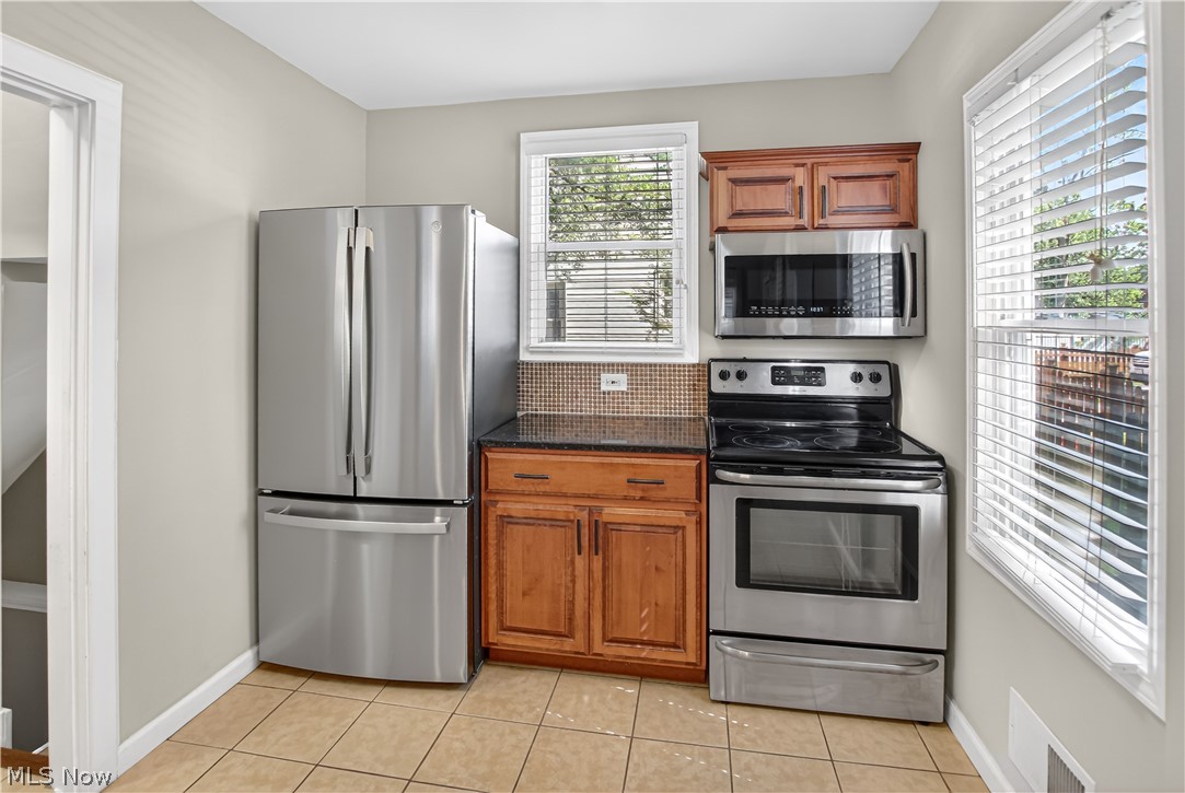 2649 Lakeview Avenue Rocky River OH 44116
