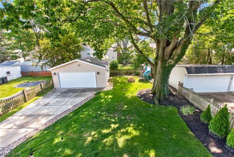 2649 Lakeview Avenue Rocky River OH 44116