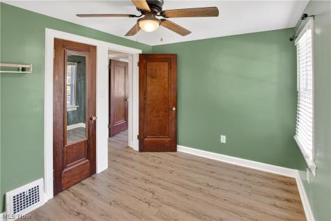 2649 Lakeview Avenue Rocky River OH 44116