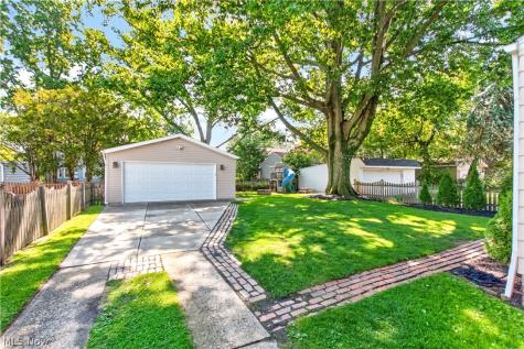 2649 Lakeview Avenue Rocky River OH 44116