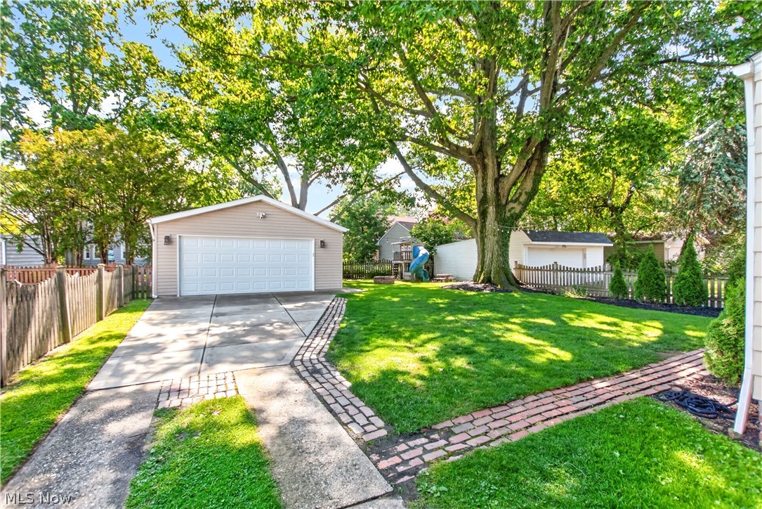 2649 Lakeview Avenue Rocky River OH 44116