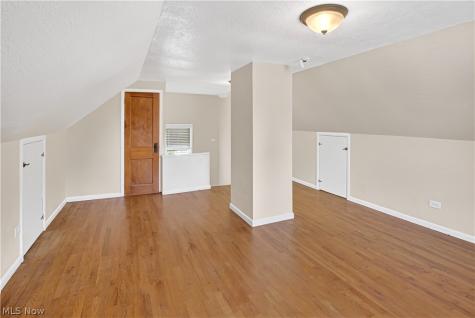 2649 Lakeview Avenue Rocky River OH 44116