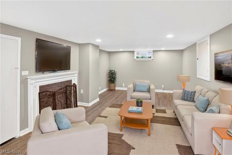 2649 Lakeview Avenue Rocky River OH 44116