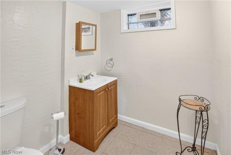 2649 Lakeview Avenue Rocky River OH 44116