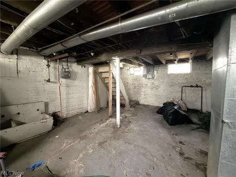 3283 W 54th Street Cleveland OH 44102