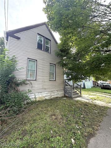 3283 W 54th Street Cleveland OH 44102