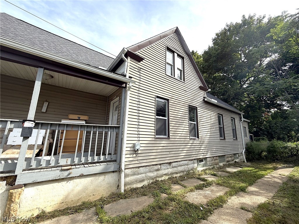 3283 W 54th Street Cleveland OH 44102