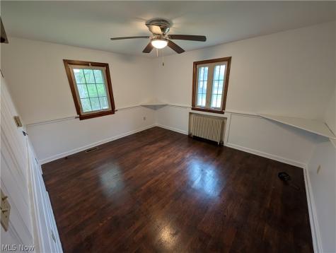 7353 Columbia Olmsted Falls OH 44138