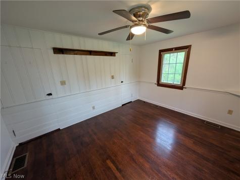 7353 Columbia Olmsted Falls OH 44138