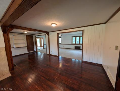 7353 Columbia Olmsted Falls OH 44138