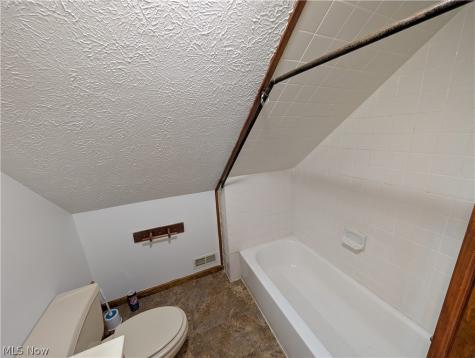 7353 Columbia Olmsted Falls OH 44138